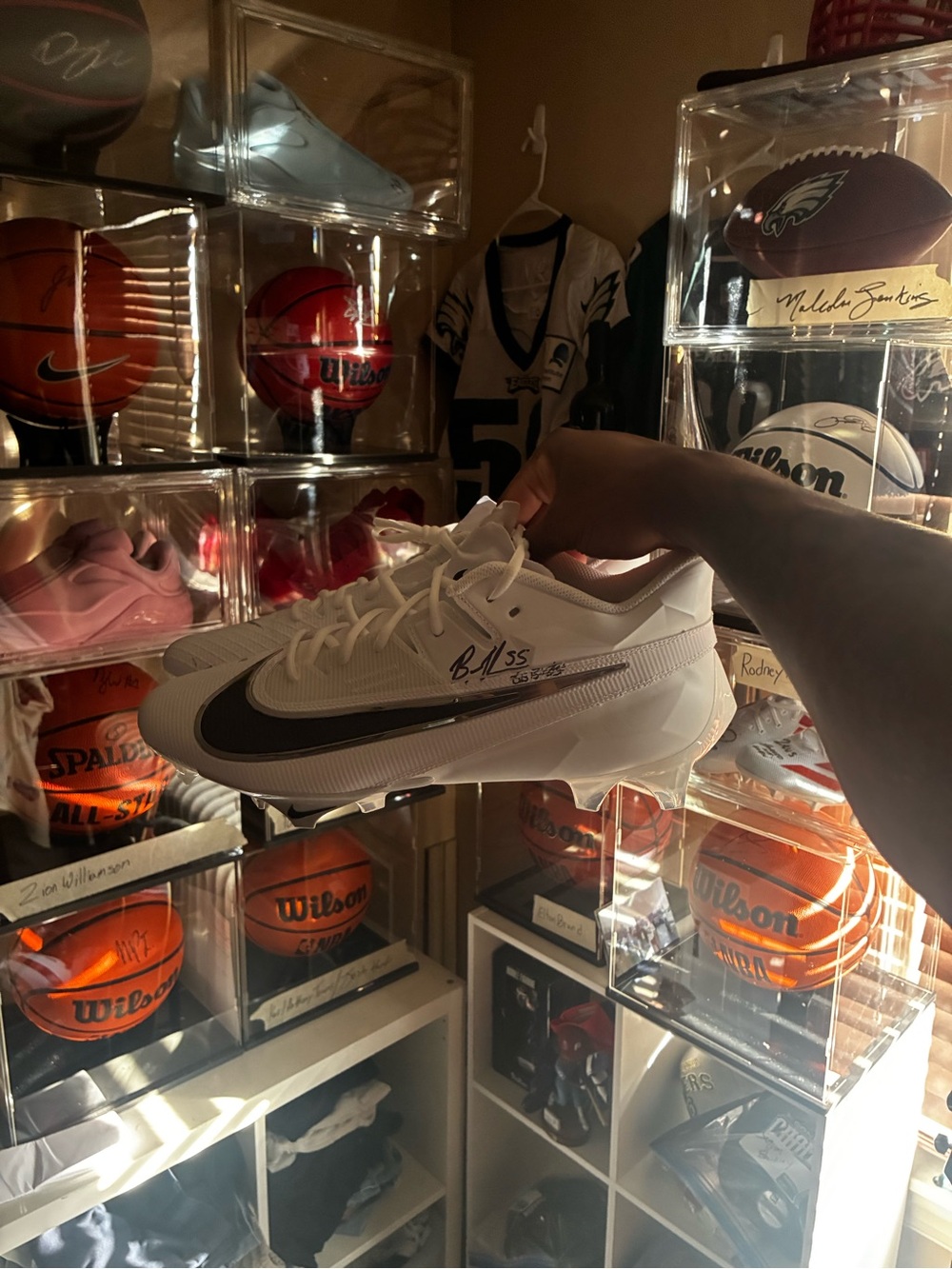 Philadelphia Eagles Brandon Graham Autographed Nike Cleats *VIDEO OF HIM SIGNING